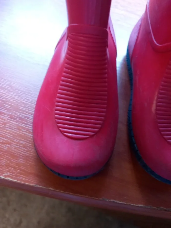 🌈bottes rouge Splatch T24 - photo numéro 2