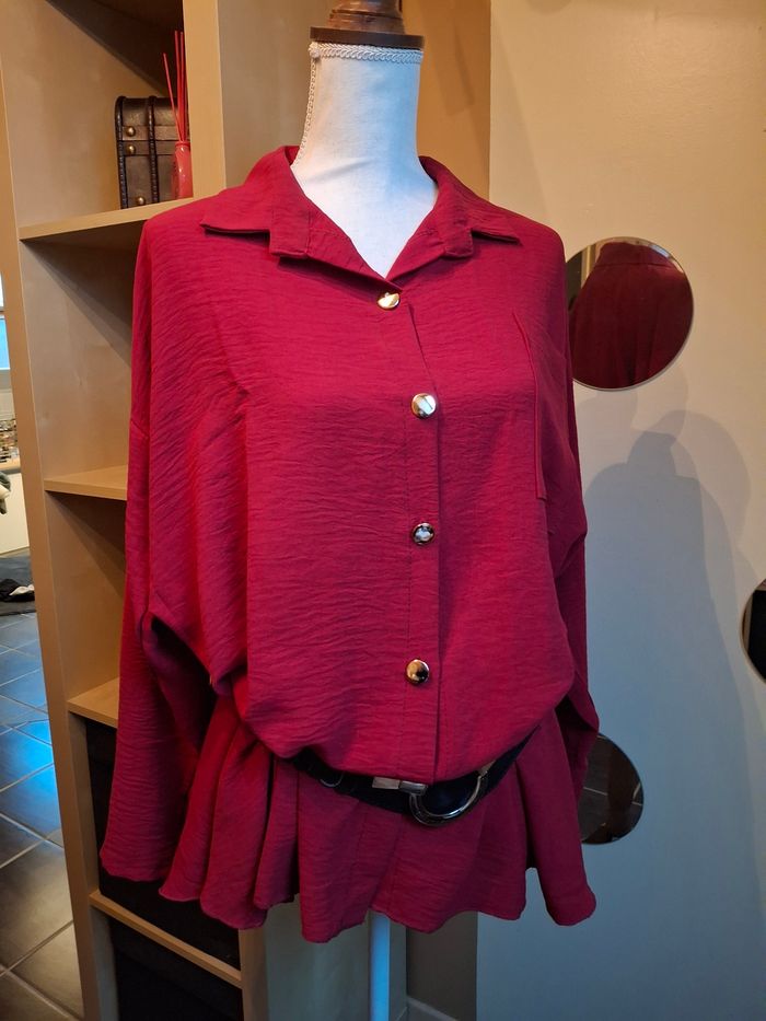 Chemise tunique rouge rubis neuve - photo numéro 2