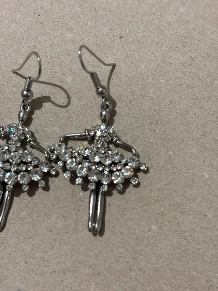 Boucle d’oreille ballerine - photo numéro 2