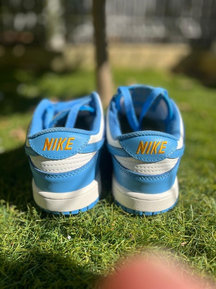 Nike Dunk Low Bleu et blanche - Taille 38 - photo numéro 4