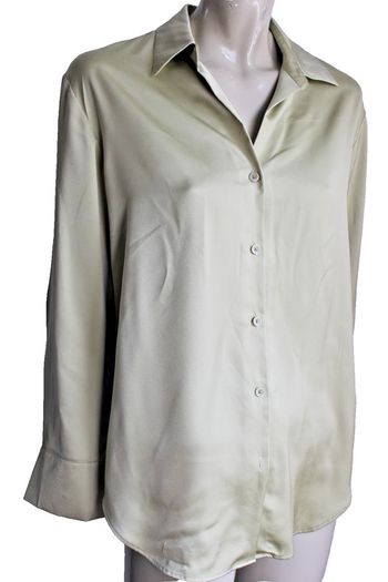 tunique blouse tissu satiné fluide couleur vert kaki  marque uniqlo  taille indiquée S = 36/38