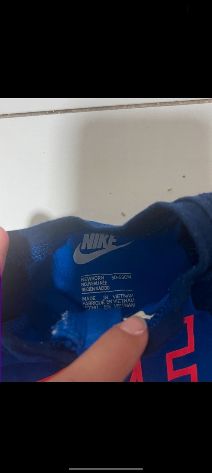 Lot 2 pyjama nike taille 1 mois - photo numéro 2