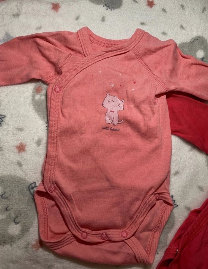 Lots de 2 bodys - photo numéro 2