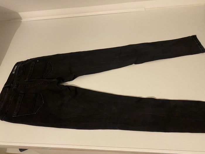 Jeans noir - photo numéro 5