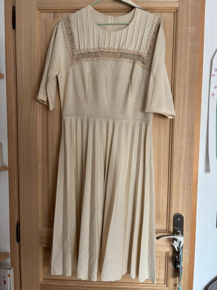 Robe vintage ancienne 38-40 avec ceinture