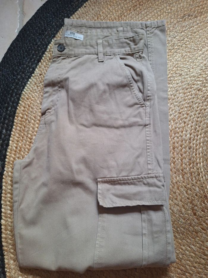 Pantalon beige cargo stradivarius - photo numéro 7