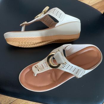 Sandalettes tongs légères peu portées 38 Amazon