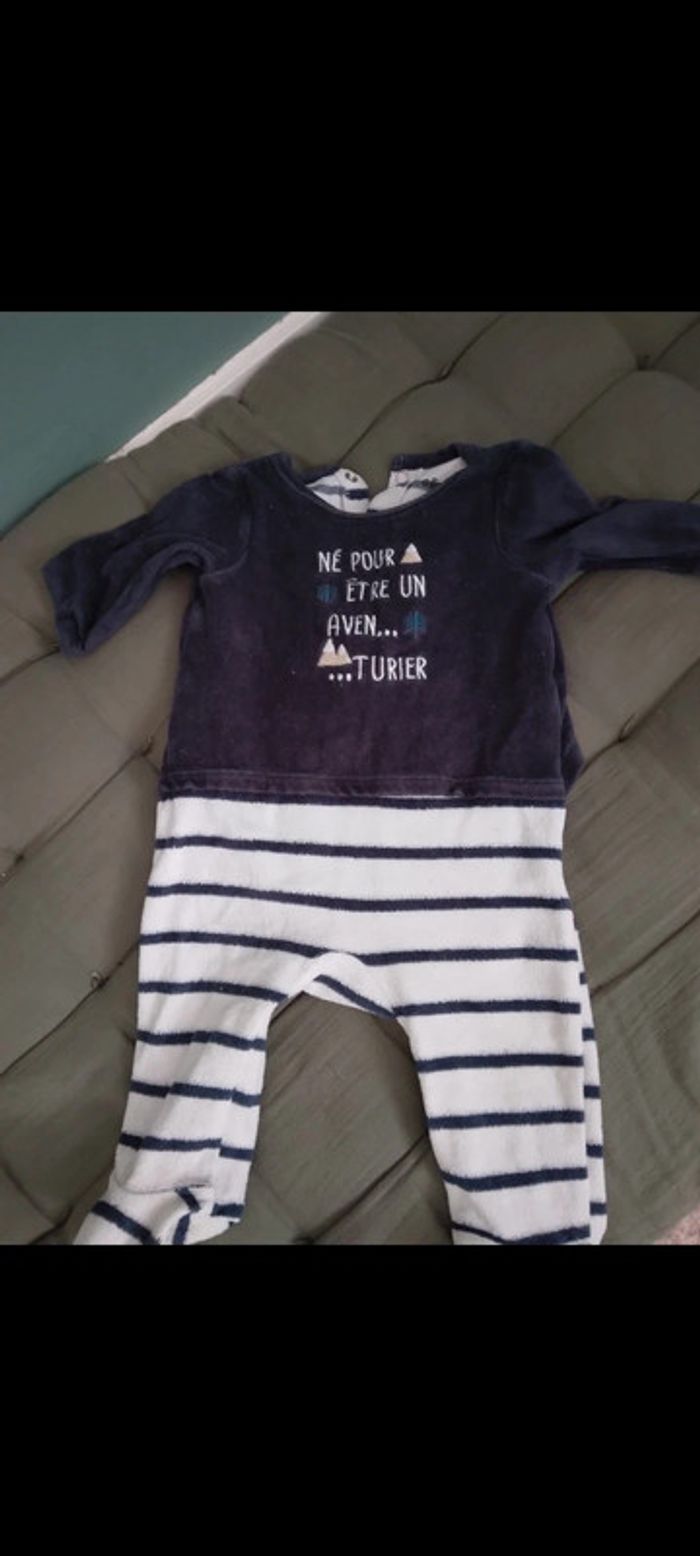 Lot 10 pyjamas 3 mois - photo numéro 7