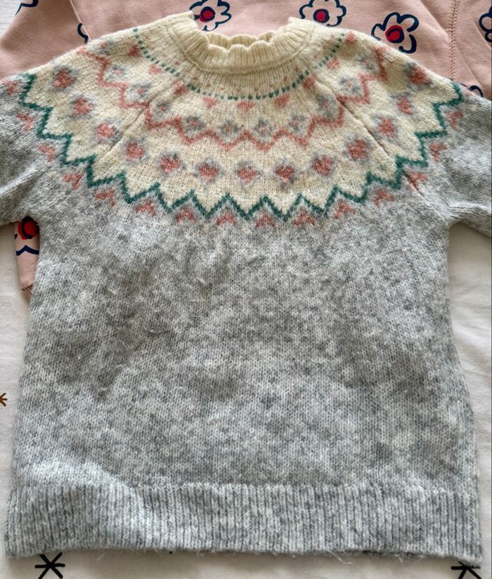 Lot de 4 pulls fille - 4 ans - parfait état - photo numéro 6