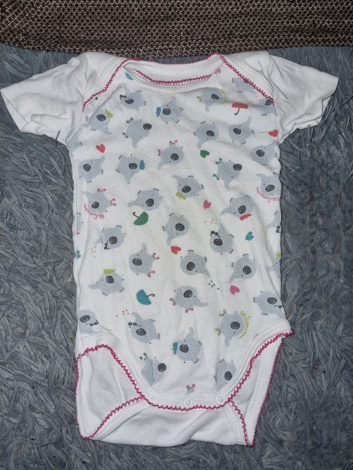 Lot 2 bodies 6mois à motifs - photo numéro 6