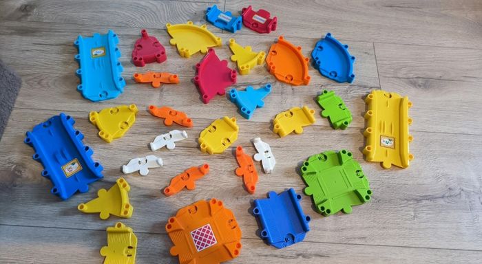 Pièces pour circuits jeux tut tut bolides