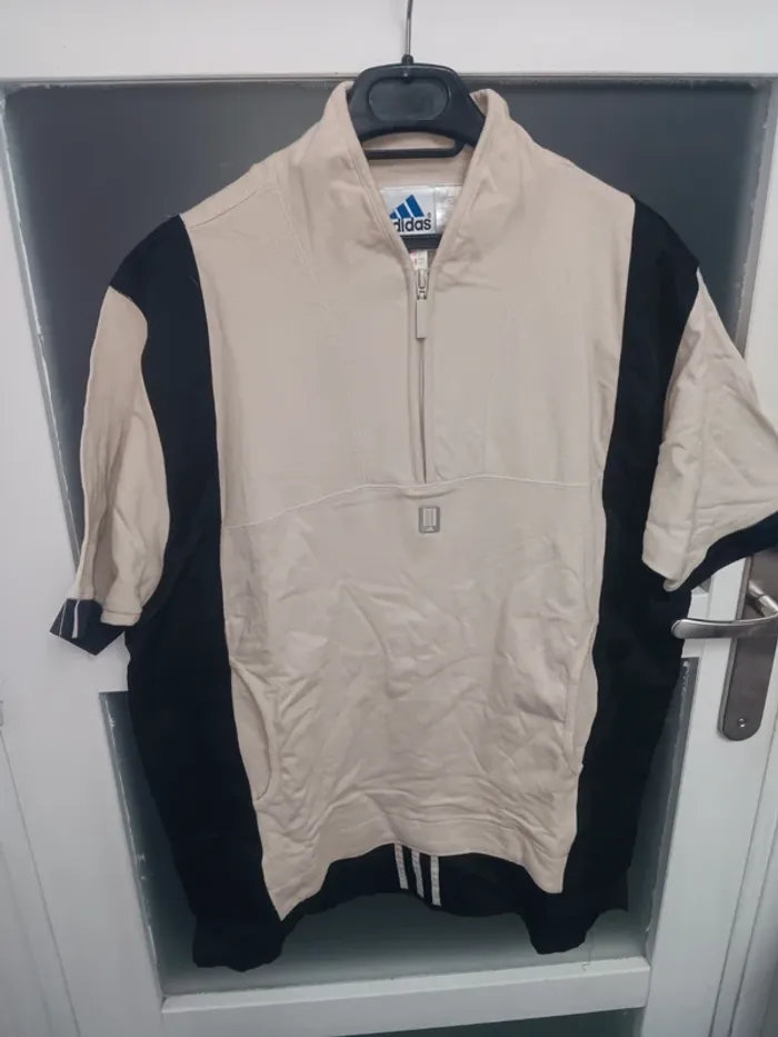 Adidas vintage polo taille S manche courte zippé beige noir