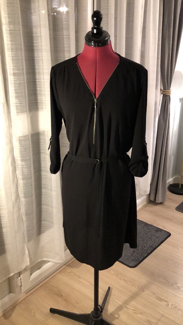 Robe noire