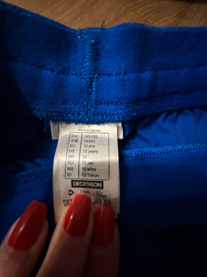 Ensemble de foot 12 ans P37 1/2 - photo numéro 11