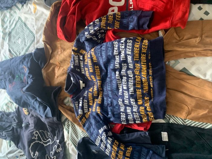 Lot vêtements garçon 5/6 ans - photo numéro 7