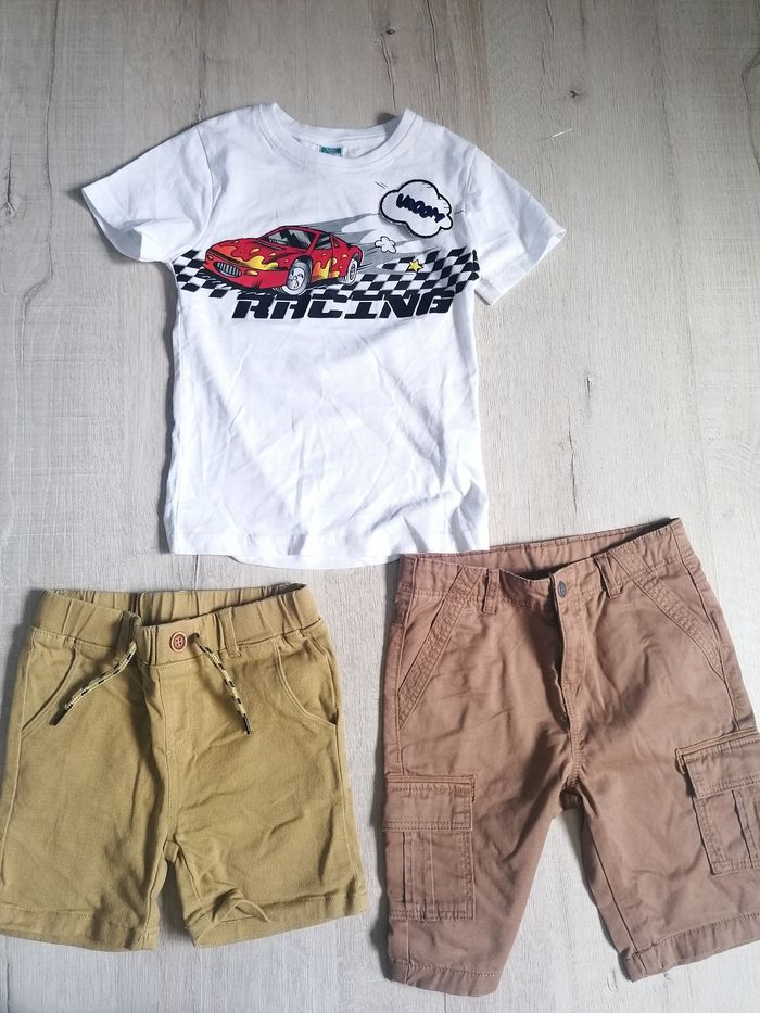 Lot de vêtements garçon 6 ans - photo numéro 2