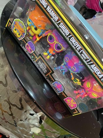 POP Fluo Black Panther Wakanda forever Coffret Marvel Midnight Special Édition Funko