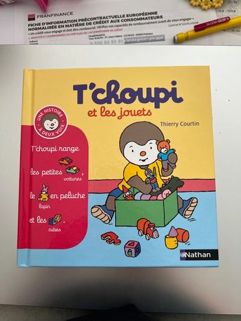 Livre « t’choupi et les jouets »