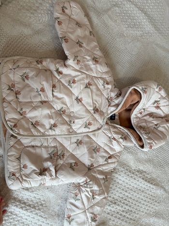 Manteau  la taille 12 mois