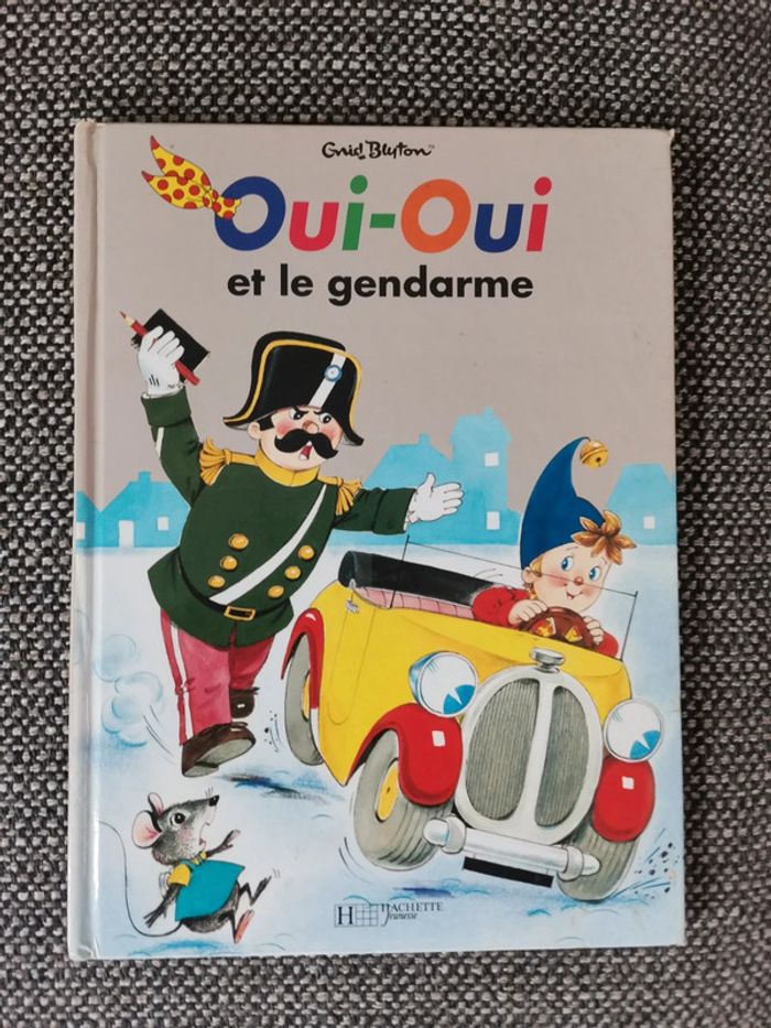 Livre oui oui et le gendarme