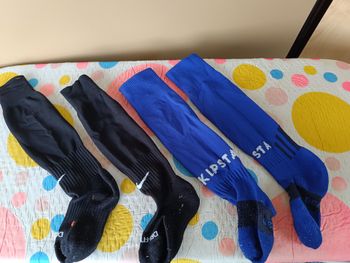 LOT 2 Chaussettes de football 27/30 NIKE KIPSTA