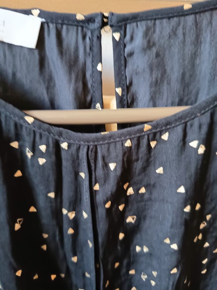 Haut noir - photo numéro 2