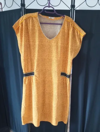 Robe courte femme de taille 46 et de marque Gémo