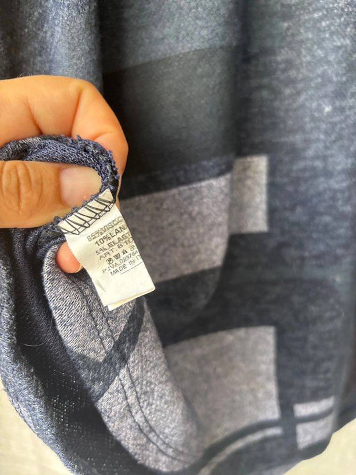 Haut manche longue avec forme géométrique - photo numéro 3