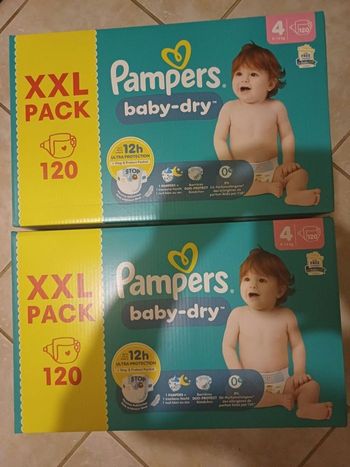 240 couches pampers taille 4