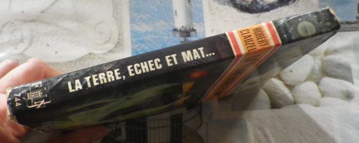 La Terre, échec et mat.. de Robert Clauzel Ed. Fleuve Noir Anticipation - photo numéro 3
