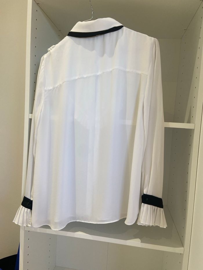 2 chemisiers femme - photo numéro 2