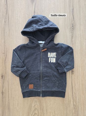 Sweat a capuche - Taille 6mois - Gémo
