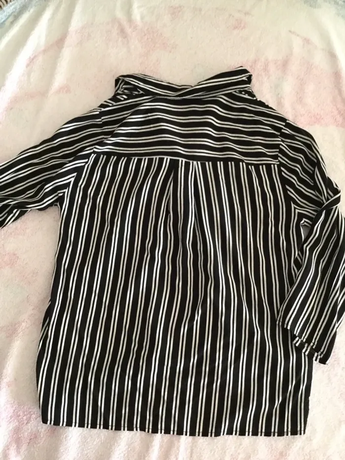 Chemise femme taille S stradivarius - photo numéro 2