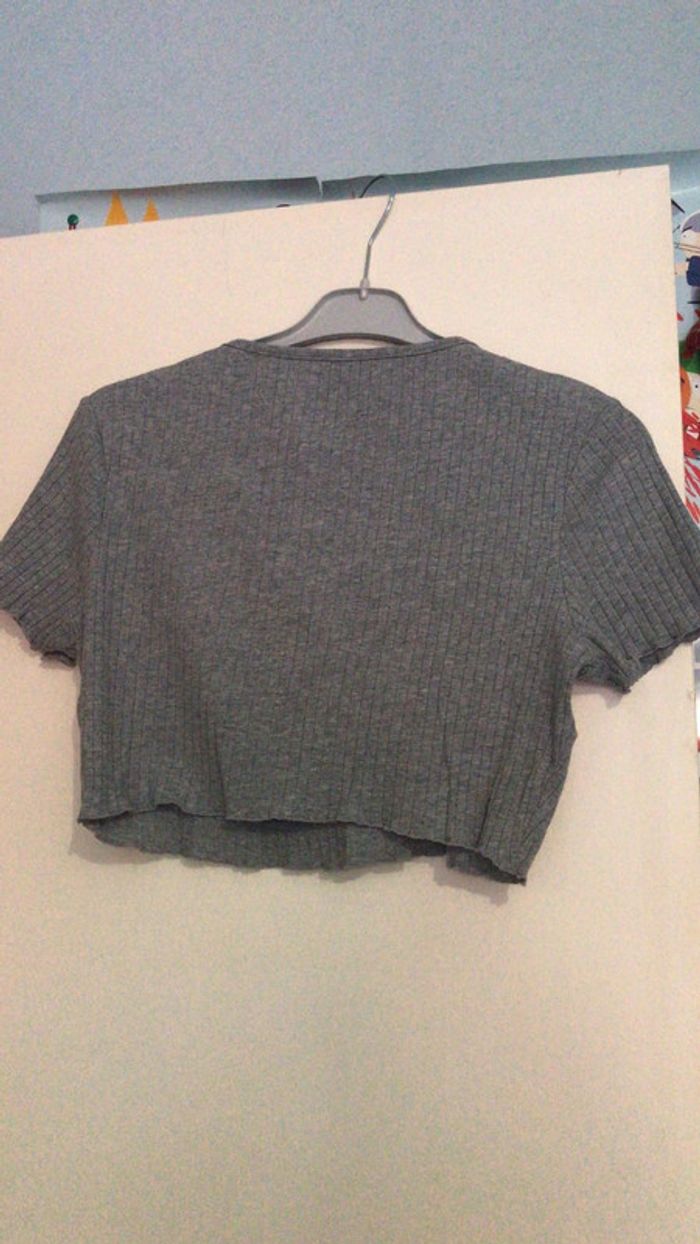 Crop top/ haut court - photo numéro 2