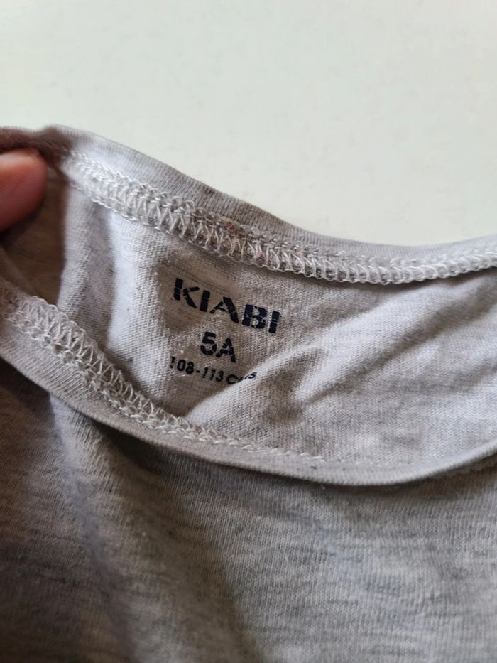 T-shirt gris - photo numéro 2