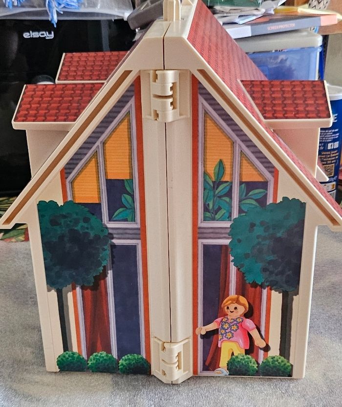 Maison playmobil  valise - photo numéro 2
