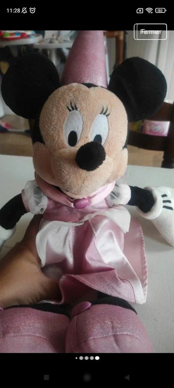 Peluche Minnie Disneyland Paris j22