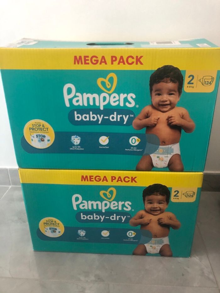 Lot 2 cartons neufs Pampers baby dry taille 2 - photo numéro 1
