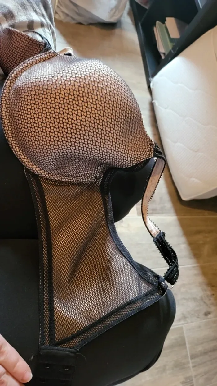Soutien gorge - photo numéro 2