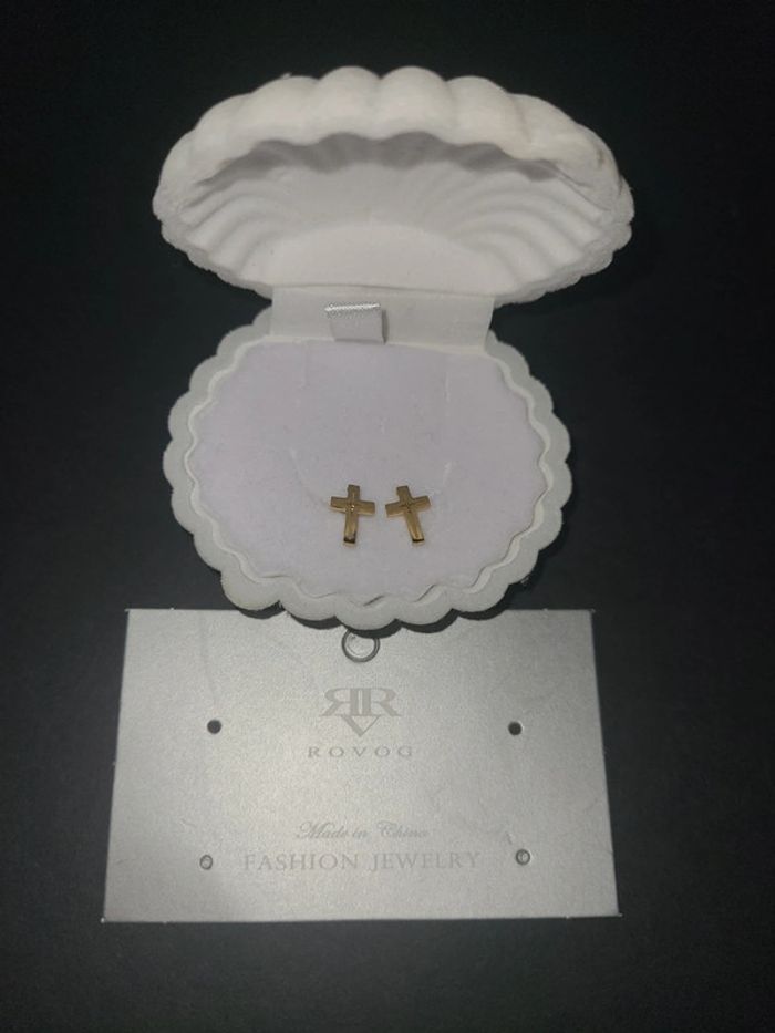 Boucle d'oreille croix en acier inoxydable