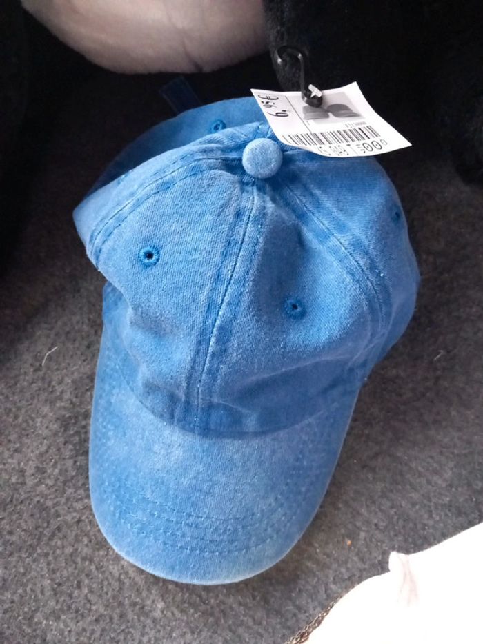 Casquette neuve