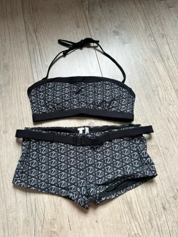 Maillot de bain tommy hilfiger x Zendaya