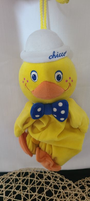Peluche vintage musicale canard CHICCO jaune noeud papillon bleu bonnet 30 cm