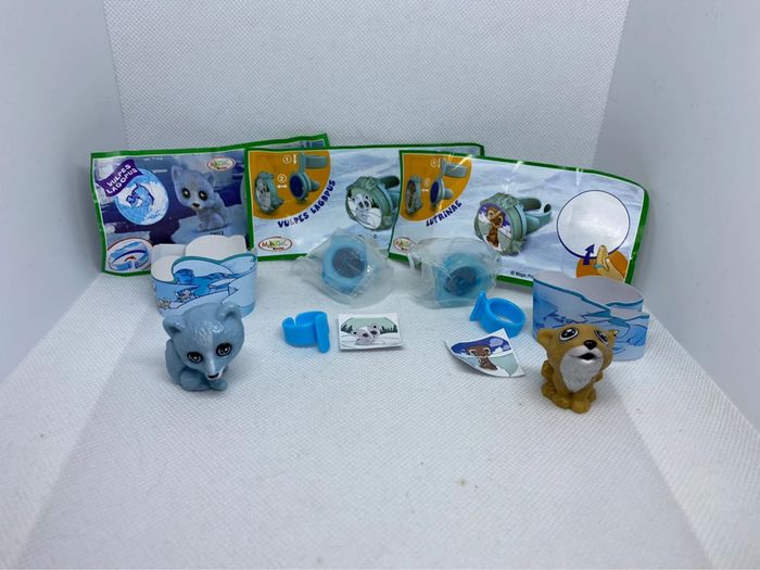 Lot de 4 surprises kinder natoons TR012 TR017 TR010