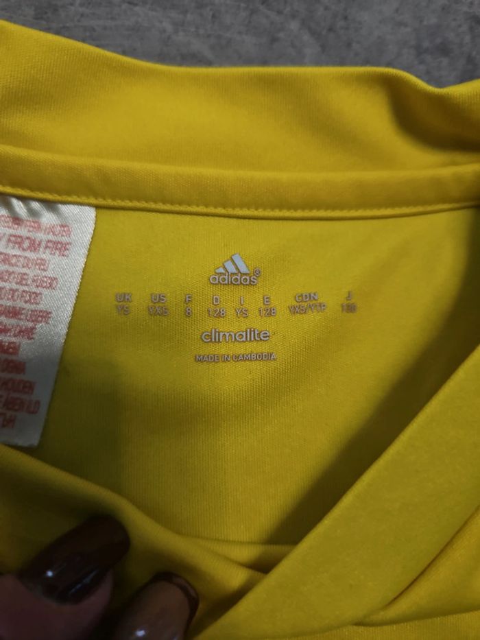 Lot de 2 tee-shirts sport Adidas climalite 8ans - photo numéro 4