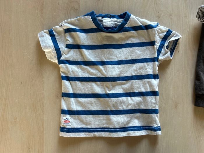 Lot 3 hauts + 2 bas 6mois - photo numéro 5