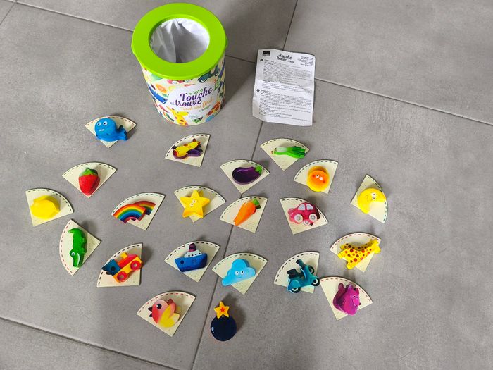 Jeu Touche et trouve + loto de Vilac - photo numéro 2