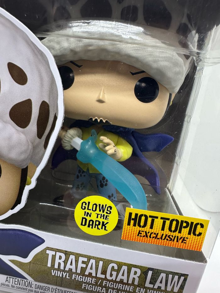 Funko Pop One Piece Trafalgar Law 1894 Hot Topic Exclusive 🇺🇸 - photo numéro 2