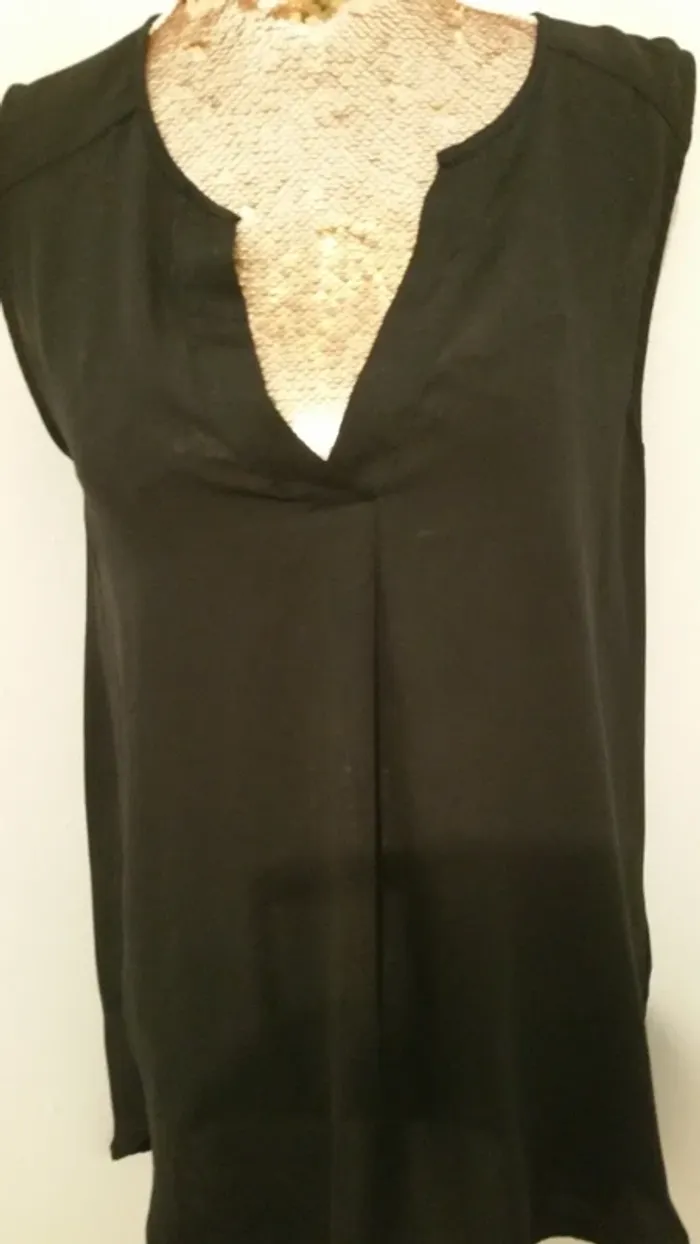Chemise fluide noire h et m 38 - photo numéro 4
