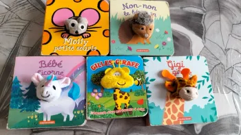 Lot livres marionnette